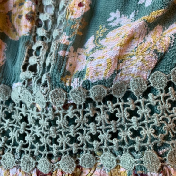 Floral Rimper - Picture 2 of 6